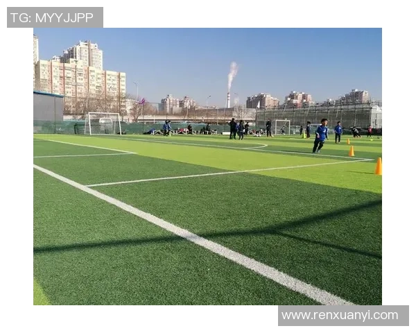 足球于卉的梦想与坚持在绿茵场上绽放的青春故事